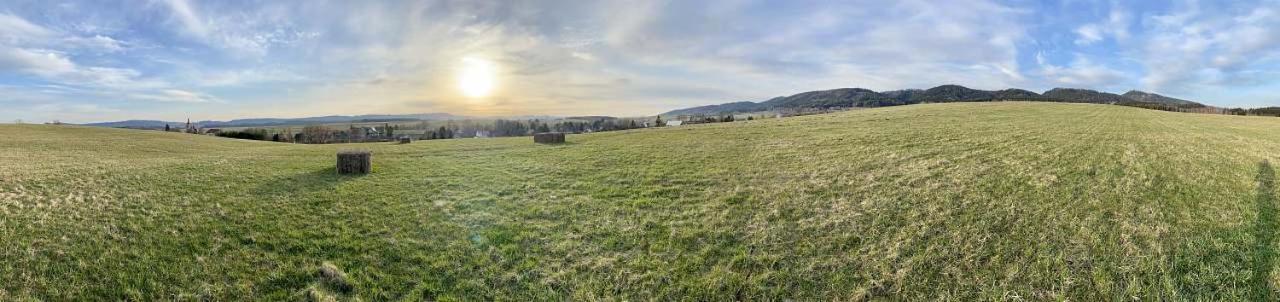 Chaloupka S Rodinnou Tradici Mezimesti Exterior foto