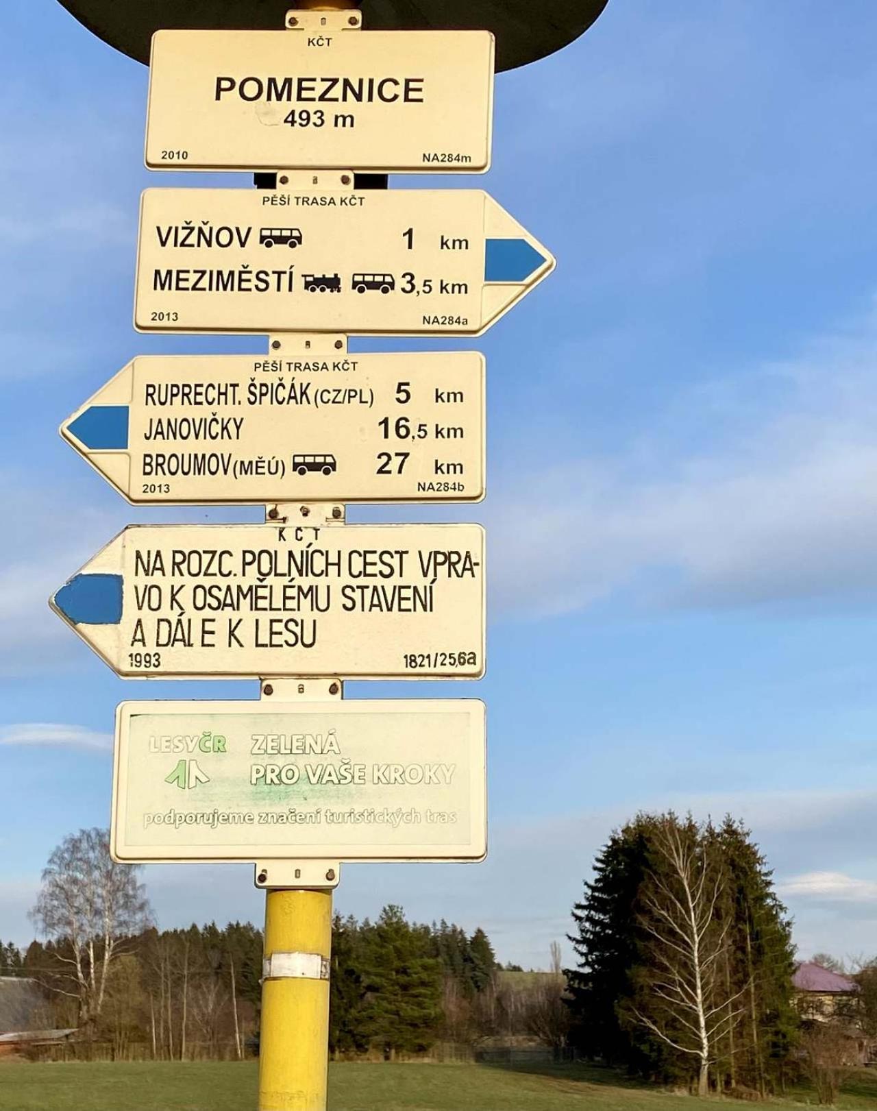 Chaloupka S Rodinnou Tradici Mezimesti Exterior foto