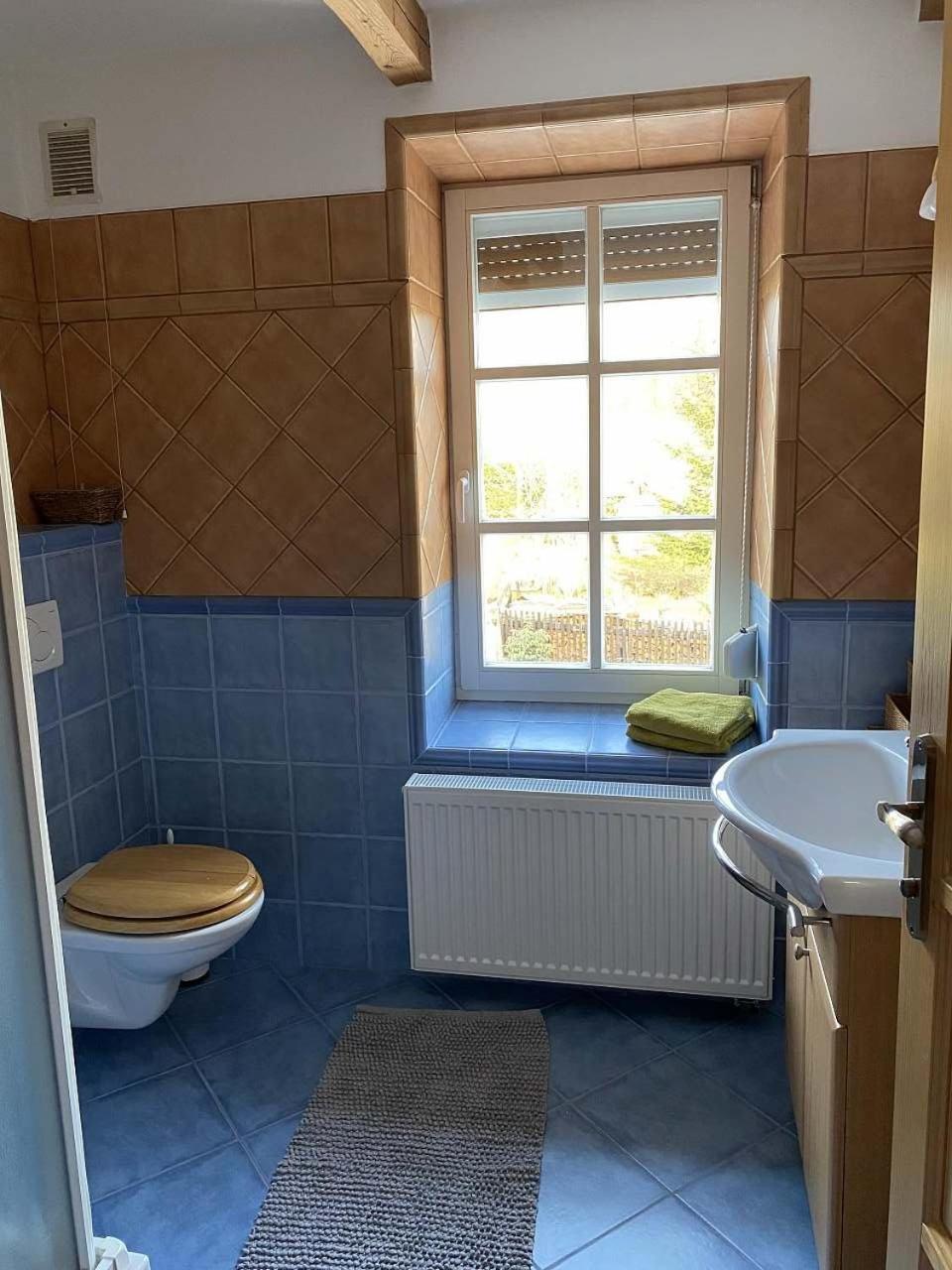 Chaloupka S Rodinnou Tradici Mezimesti Exterior foto