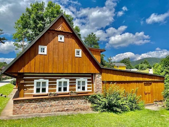 Chaloupka S Rodinnou Tradici Mezimesti Exterior foto